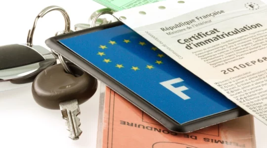 que-signifient-les-differents-codes-et-abreviations-presents-sur-un-certificat-d-immatriculation